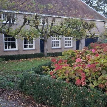 Pauwenhof 1 Apartman Klaaswaal